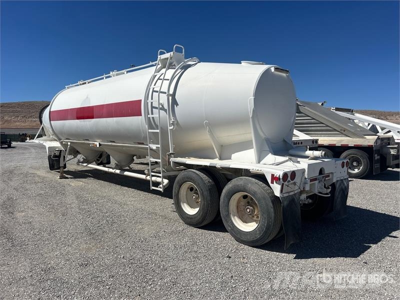 Fruehauf T/A Pneumatic Bulk Trailer Прочие прицепы