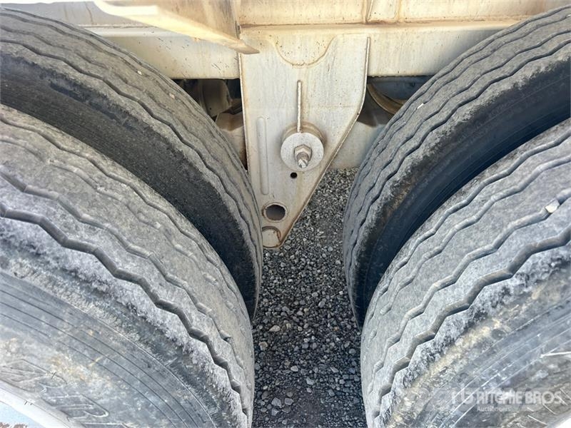 Fruehauf T/A Pneumatic Bulk Trailer Прочие прицепы