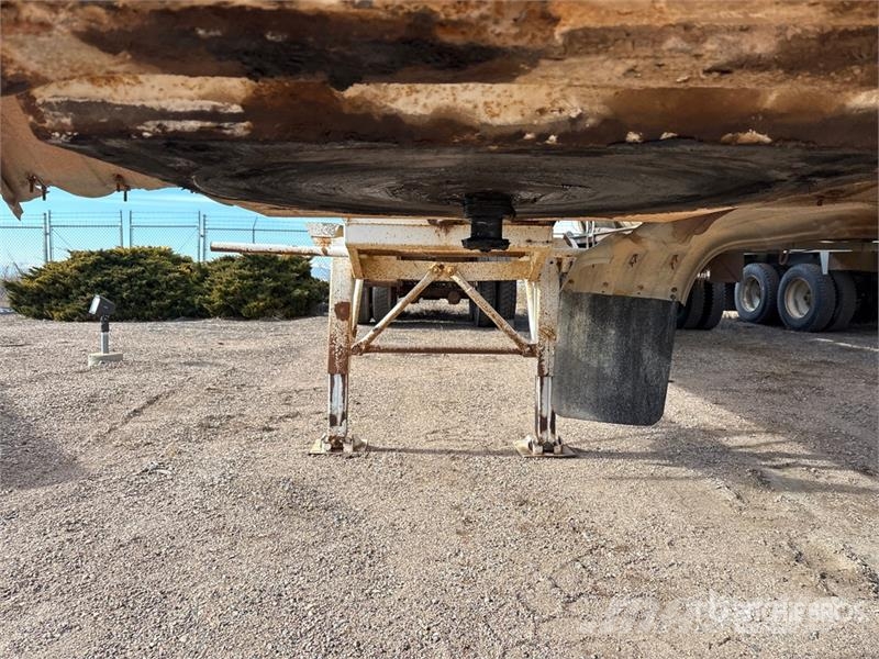 Fruehauf T/A Vacuum Tanker Trailer Ρυμούλκες βυτίων
