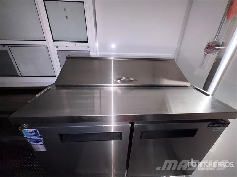 FUD 16 ft 3 in T/A Food Concession Trailer Ostale prikolice