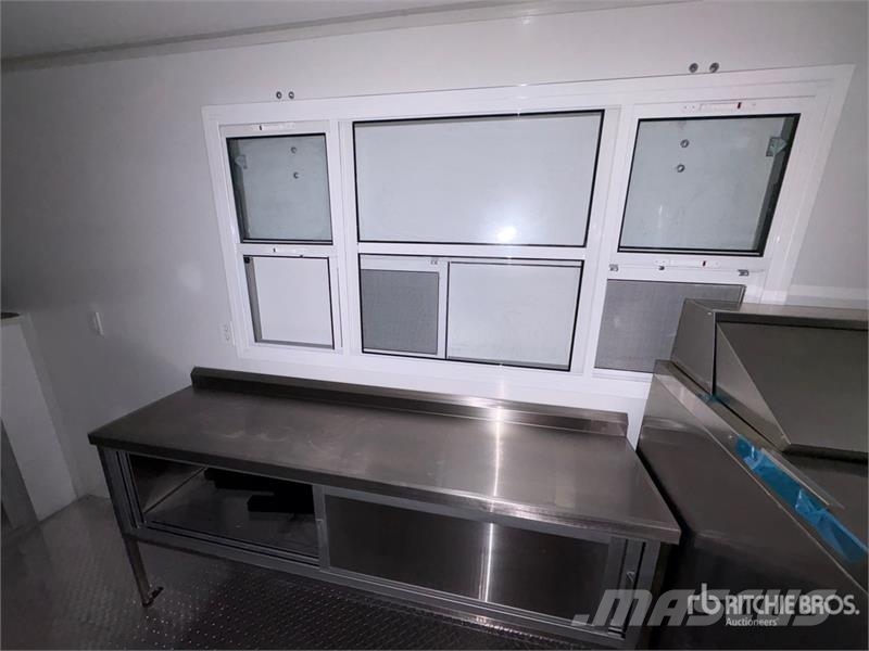 FUD 16 ft 3 in T/A Food Concession Trailer Ostale prikolice