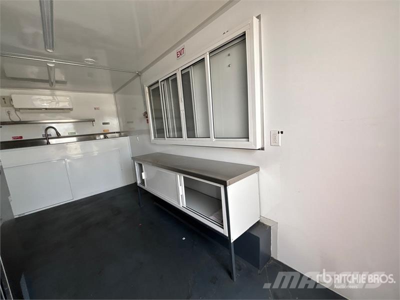 FUD 16 ft T/A Food Concession Trailer Otros remolques