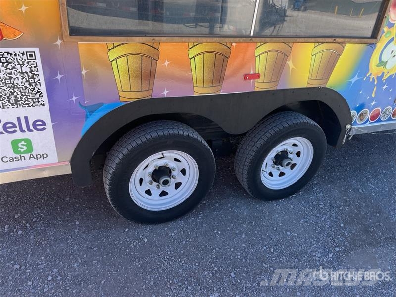 FUD 16 ft T/A Food Concession Trailer Ostale prikolice