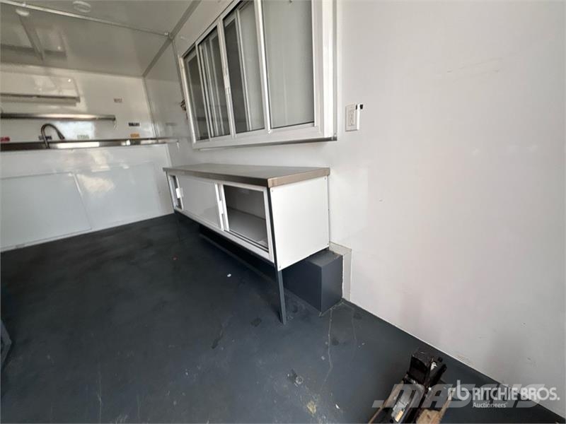  FUD 16 ft T/A Food Concession Trailer Otros remolques