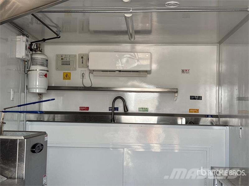  FUD 16 ft T/A Food Concession Trailer Otros remolques