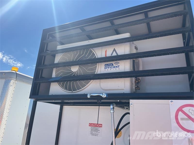 FUD 16 ft T/A Food Concession Trailer Ostale prikolice