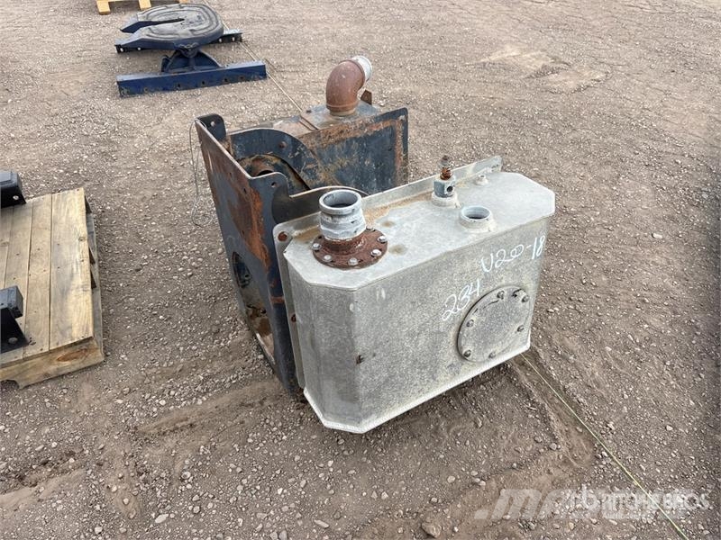  Fuel tank معدات النقل - غير ذلك