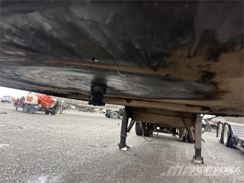  Galbreath T/A Roll-Off Trailer Nostolava täysperävaunut