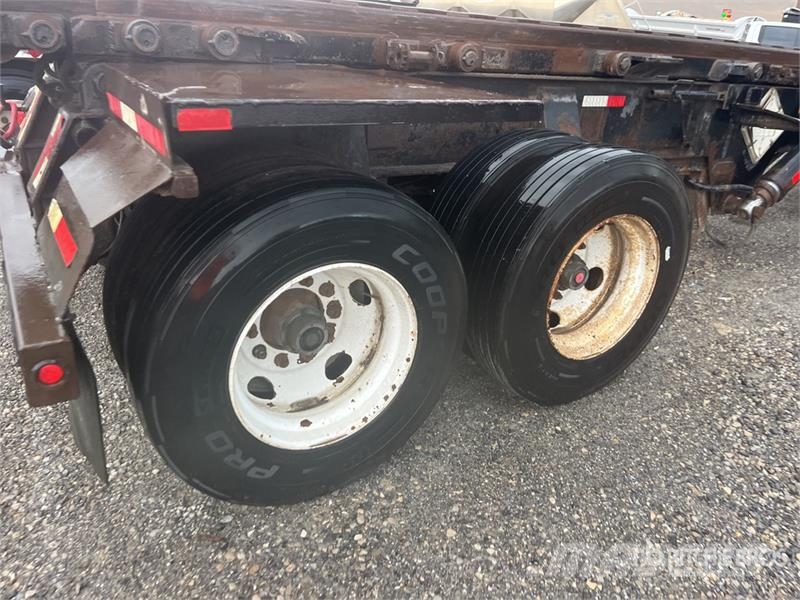  Galbreath T/A Roll-Off Trailer Nostolava täysperävaunut