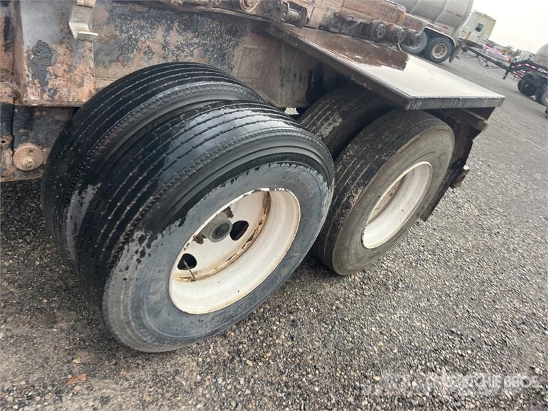  Galbreath T/A Roll-Off Trailer Nostolava täysperävaunut