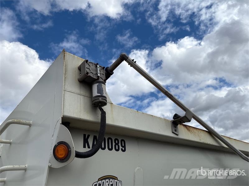 Gallegos 37 ft T/A End Dump Trailer Самоскиди