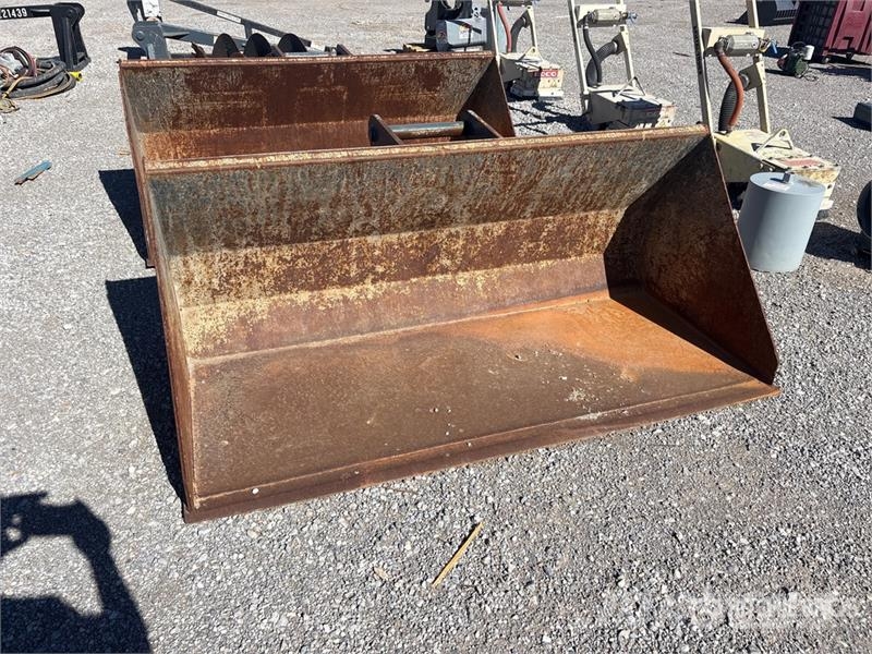 Gehl 820313 72 in Telehandler Bucket Bakken