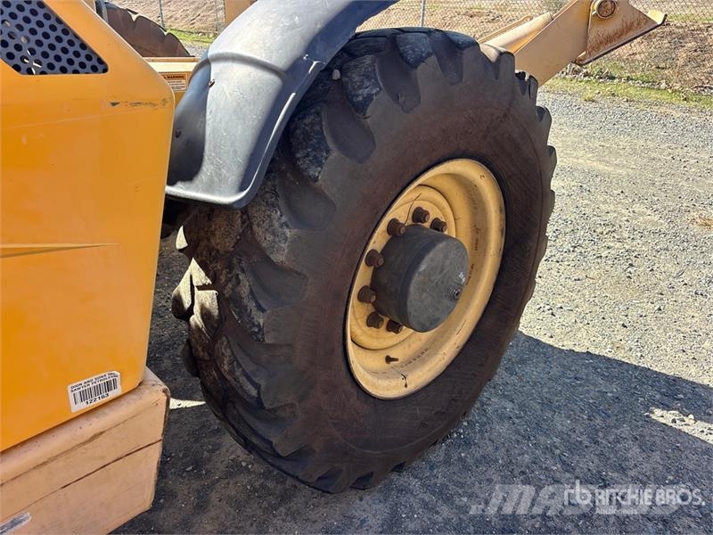 Gehl DL11-55 Teleskopski viličarji