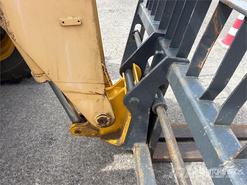Gehl DL12-40 Telescopic handlers