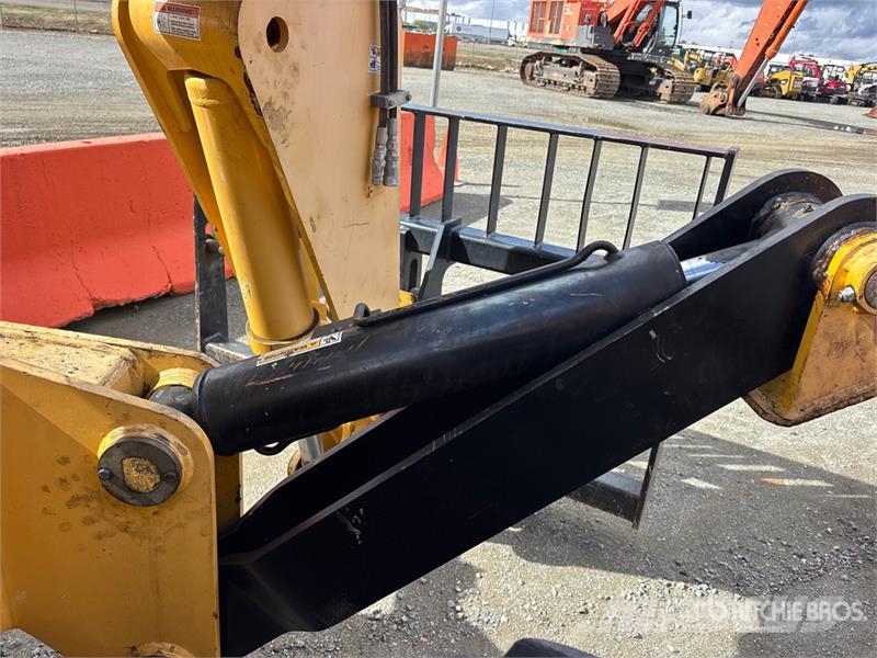Gehl DL12-55 Telehandler مناولات متداخلة