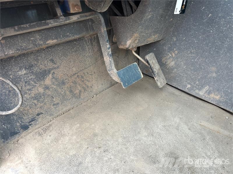 Gehl DL9 Rubber Tire Blasthole Drill Other drilling equipment