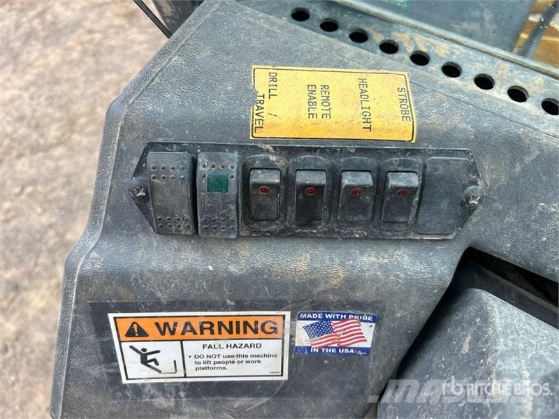 Gehl DL9 Rubber Tire Blasthole Drill Other drilling equipment