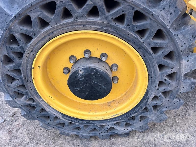 Gehl DL9 Rubber Tire Blasthole Drill Other drilling equipment