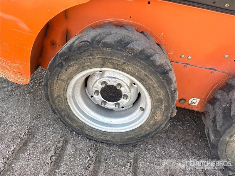 Gehl R105 Skid Steer Loader 滑移轉向裝載機