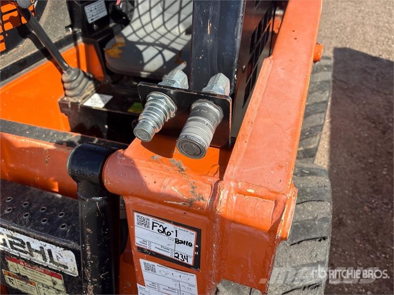 Gehl R105 Skid Steer Loader 滑移轉向裝載機