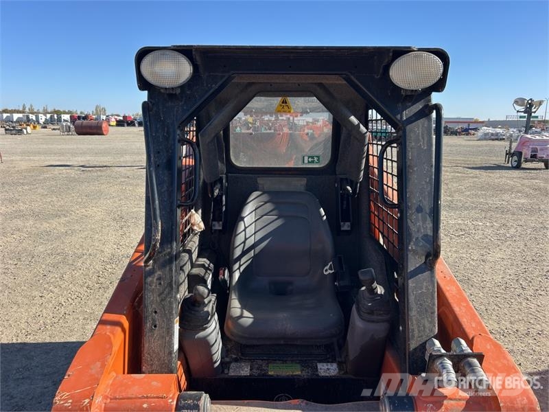 Gehl RT105 Compact Track Loader 滑移轉向裝載機