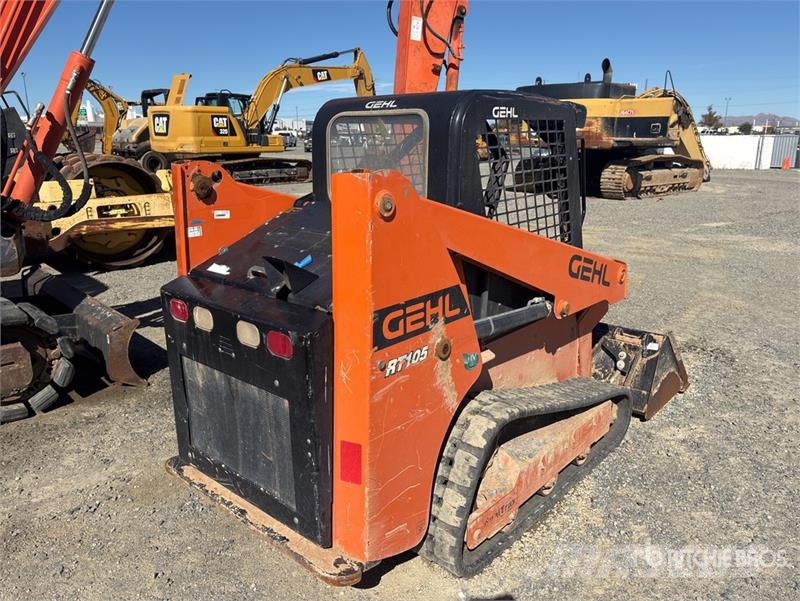 Gehl RT105 Compact Track Loader Lietoti riteņu kompaktiekrāvēji