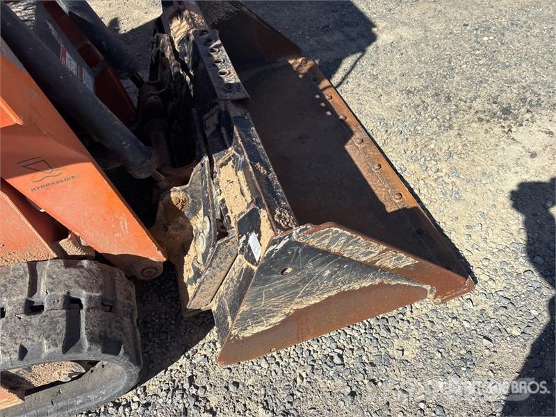 Gehl RT105 Compact Track Loader Lietoti riteņu kompaktiekrāvēji