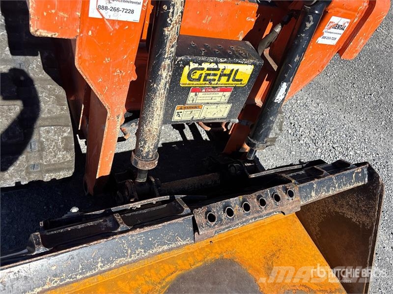 Gehl RT105 Compact Track Loader Smykem řízené nakladače