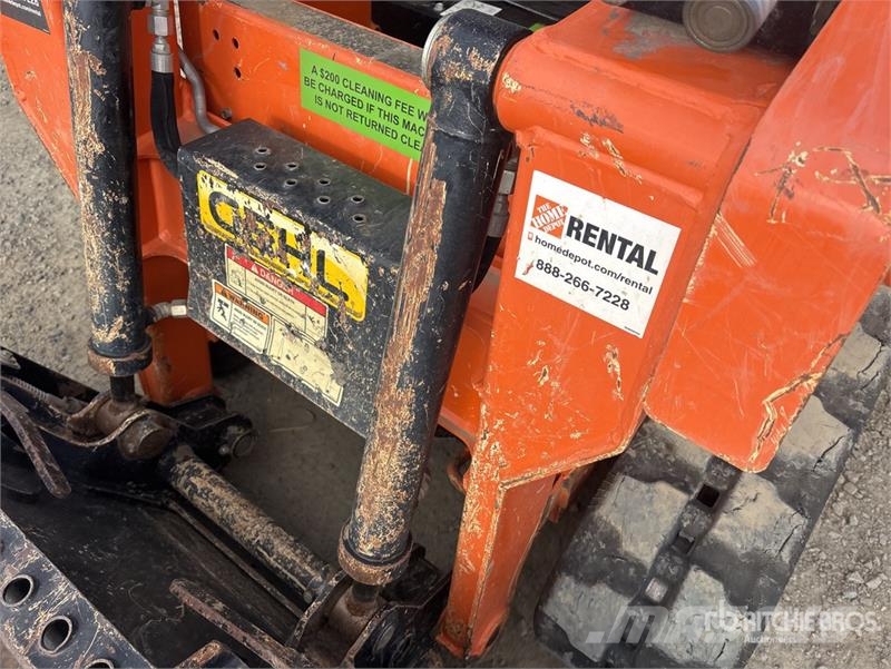 Gehl RT105 Compact Track Loader Skid steer mini nakladalci