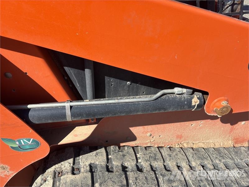 Gehl RT105 Compact Track Loader Lietoti riteņu kompaktiekrāvēji