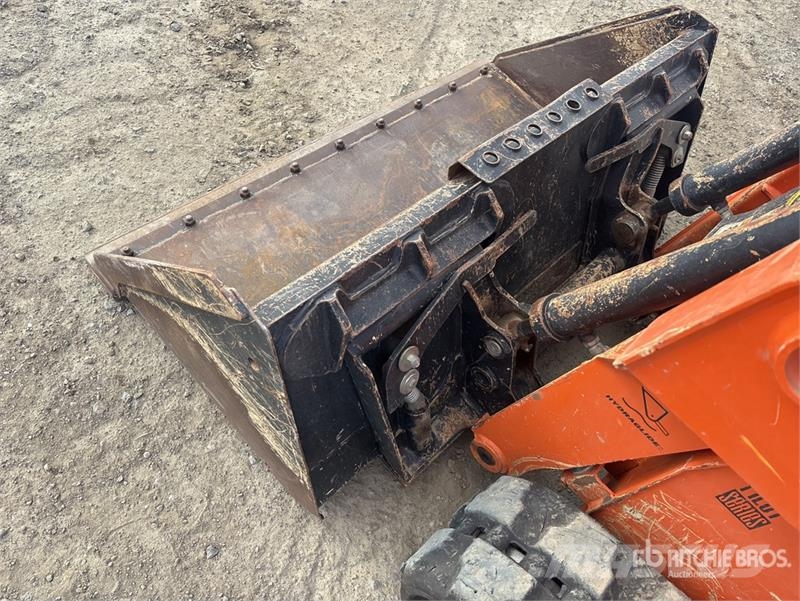 Gehl RT105 Compact Track Loader Skid steer mini nakladalci