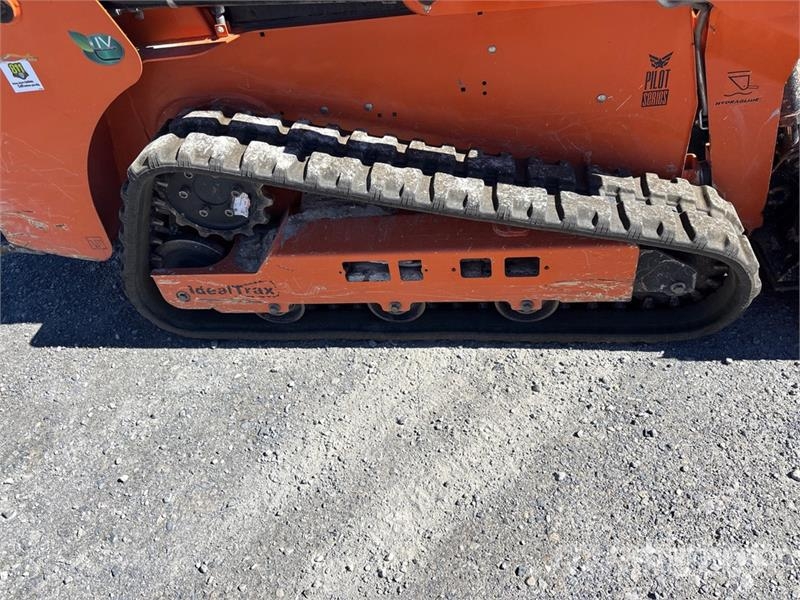 Gehl RT105 Compact Track Loader Smykem řízené nakladače