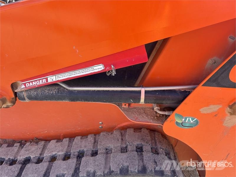 Gehl RT105 Compact Track Loader Lietoti riteņu kompaktiekrāvēji