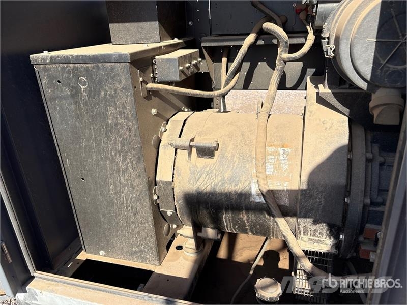 Generac 13829970200 10 kW Skid-Mounted Generator Set مولدات ديزل