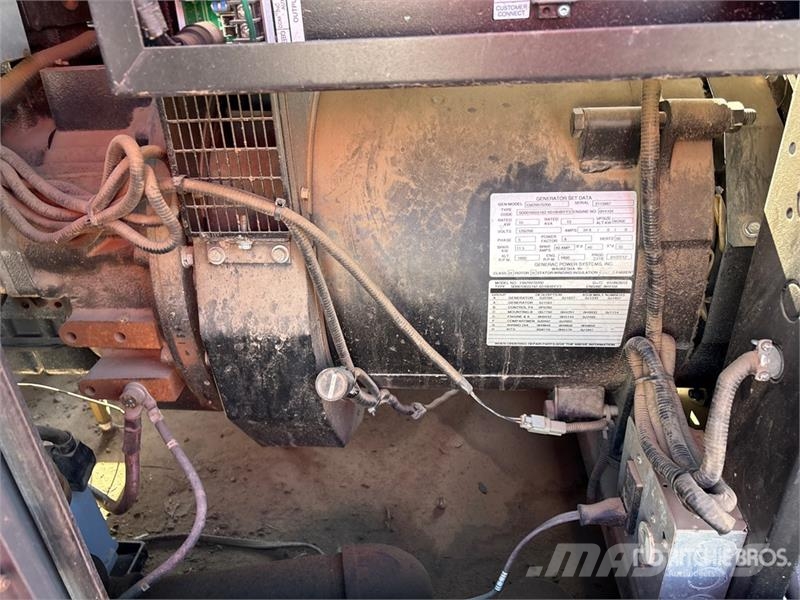 Generac 13829970200 10 kW Skid-Mounted Generator Set مولدات ديزل