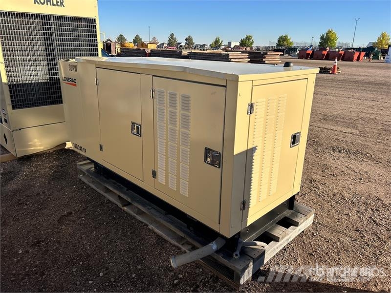 Generac 30 kW Skid-Mounted Generator Set Generatori diesel
