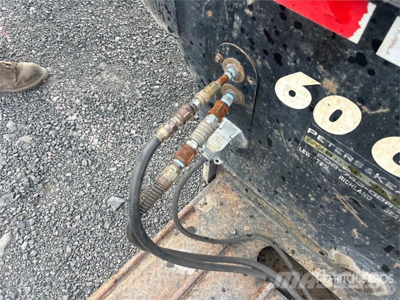 General Tri/A Removable Gooseneck Lowboy Trailer Zemie treileri