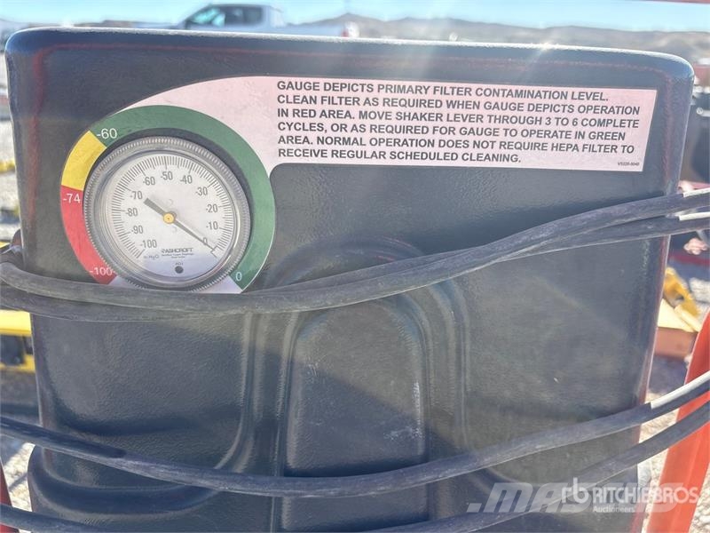 General VS220 Vacuum Cleaner Пылесосы