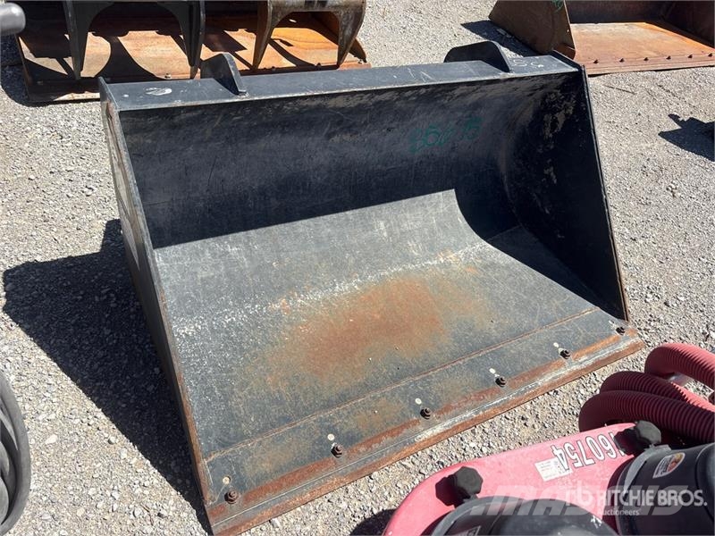Genie 117686-S 60 in Q/C Telehandler Bucket Benne