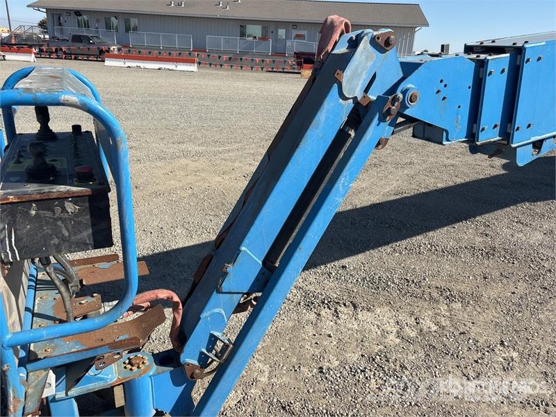 Genie 2WD Diesel Articulating Boom Lift Plataformas elevatórias articuladas