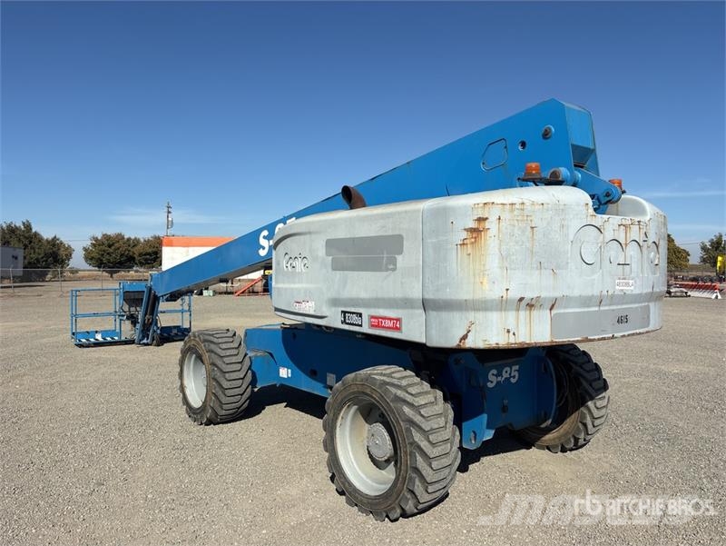 Genie 2WD Diesel Articulating Boom Lift Plataformas elevatórias articuladas