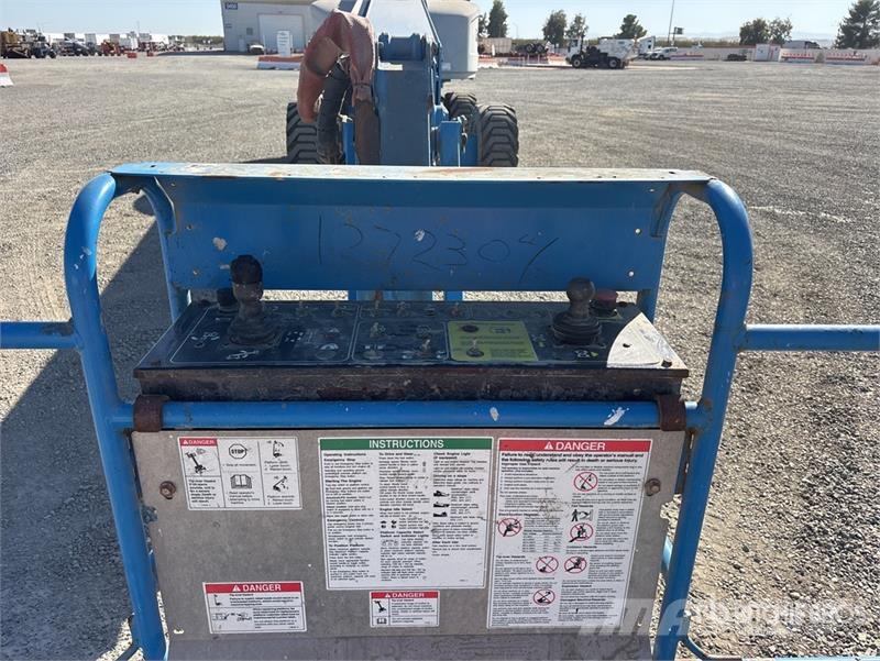 Genie 2WD Diesel Articulating Boom Lift Plataformas elevatórias articuladas