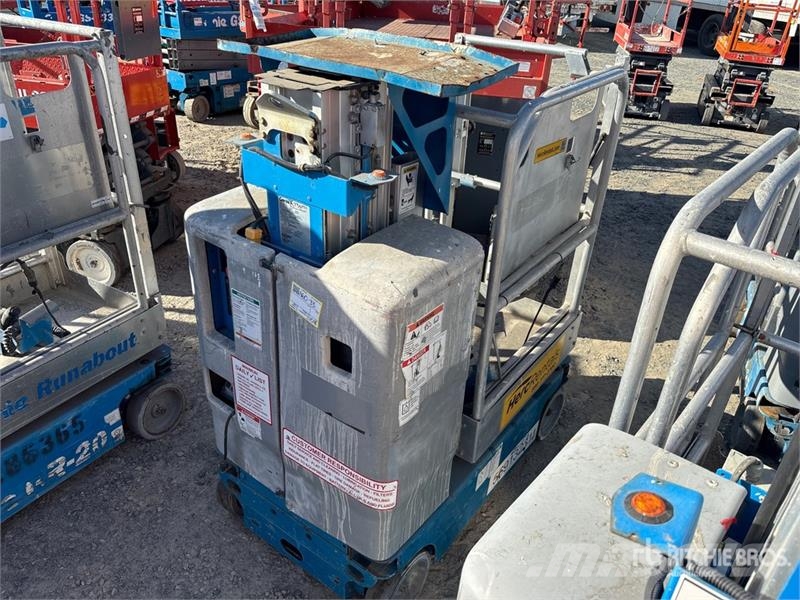 Genie GR-12 Vertical Mast Lift Plataformas elevatórias verticais