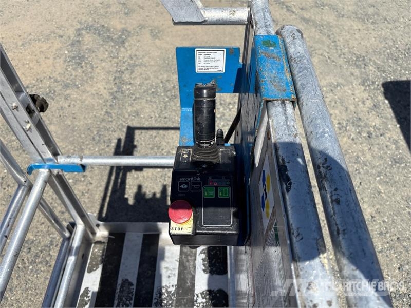 Genie GR-20 Vertical Mast Lift Plataformas elevatórias verticais