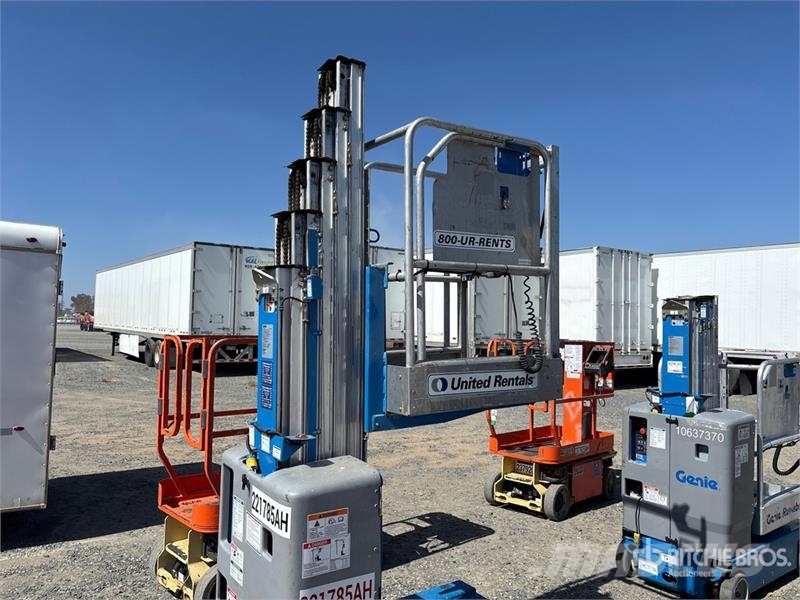Genie GR-20 Vertical Mast Lift Plataformas elevatórias verticais