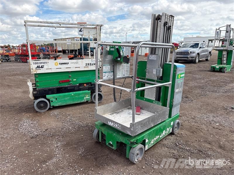 Genie GR20 Vertical Mast Lift Vertikalna dvigala
