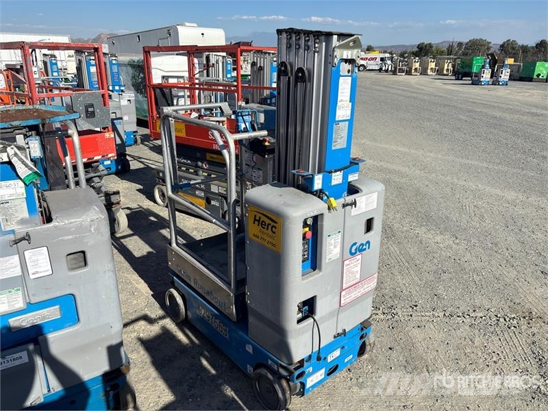 Genie GR20 Vertical Mast Lift Plataformas con jaula de elevación