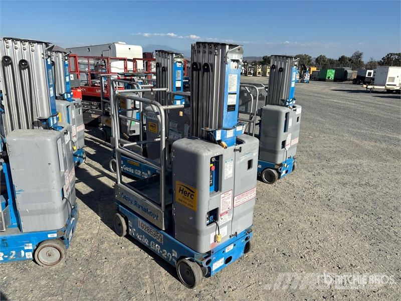 Genie GR20 Vertical Mast Lift Plataformas elevatórias verticais