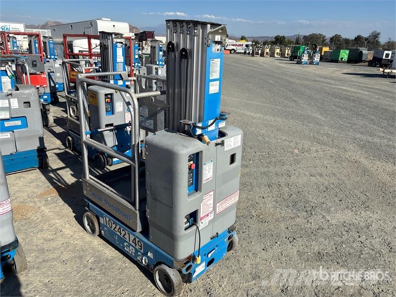 Genie GR20 Vertical Mast Lift Plataformas elevatórias verticais