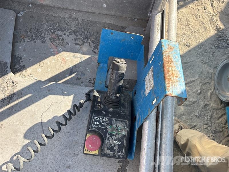Genie GR20 Vertical Mast Lift Plataformas elevatórias verticais